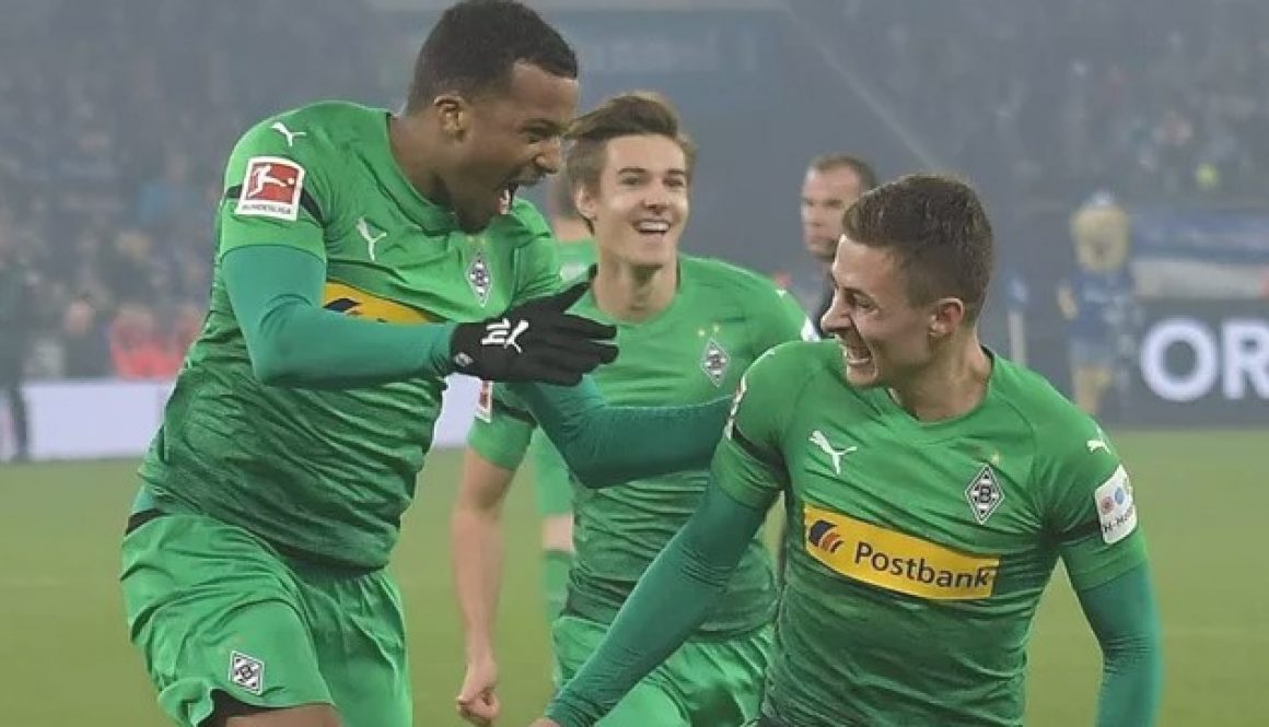 Мьонхенгладбах Шалке 04 bet365