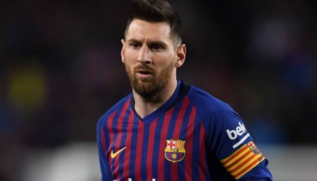 Лионел Меси ще играе на “Камп Ноу” и през новия сезон bet365