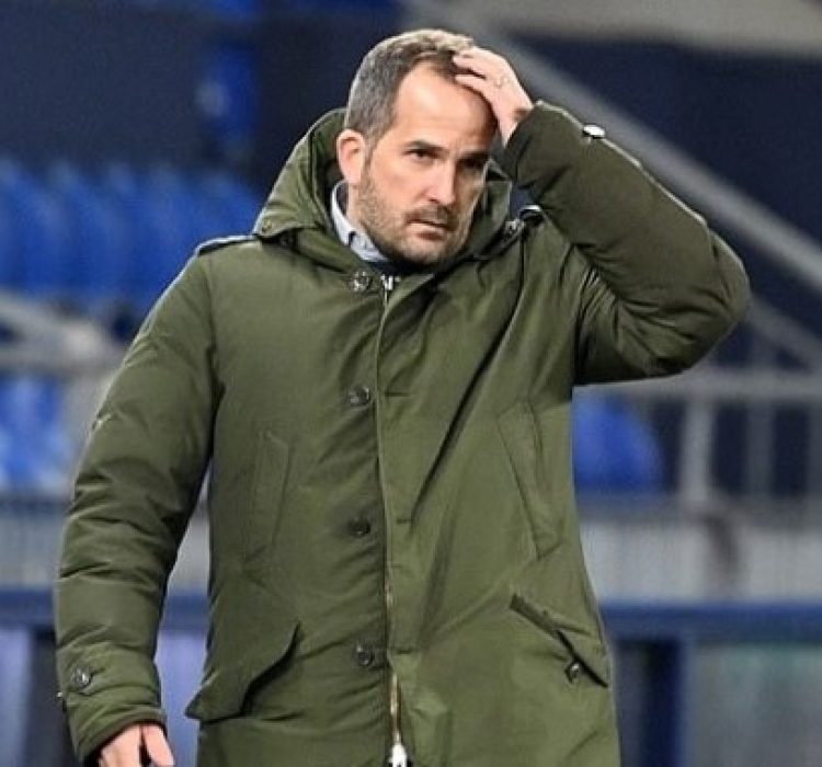 Мануел Баум bet365 Шалке уволни старши треньора Мануел Баум и отново назначи ветерана Хууб Стевенс bet365