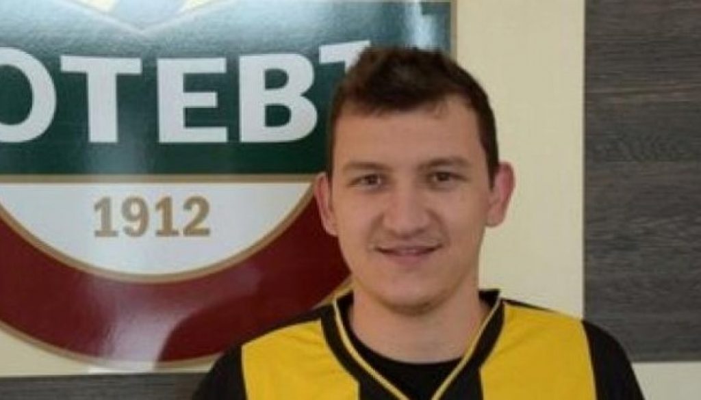 От Ботев (Пловдив) няма да предложат нов договор на Тодор Неделев bet365