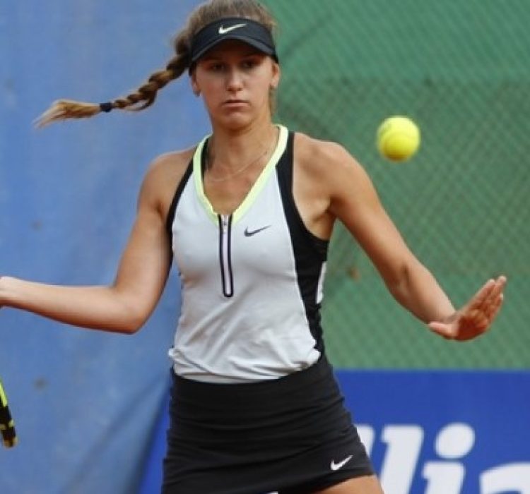 Гергана Топалова отпадна на полуфиналите на турнира по тенис в Анталия bet365
