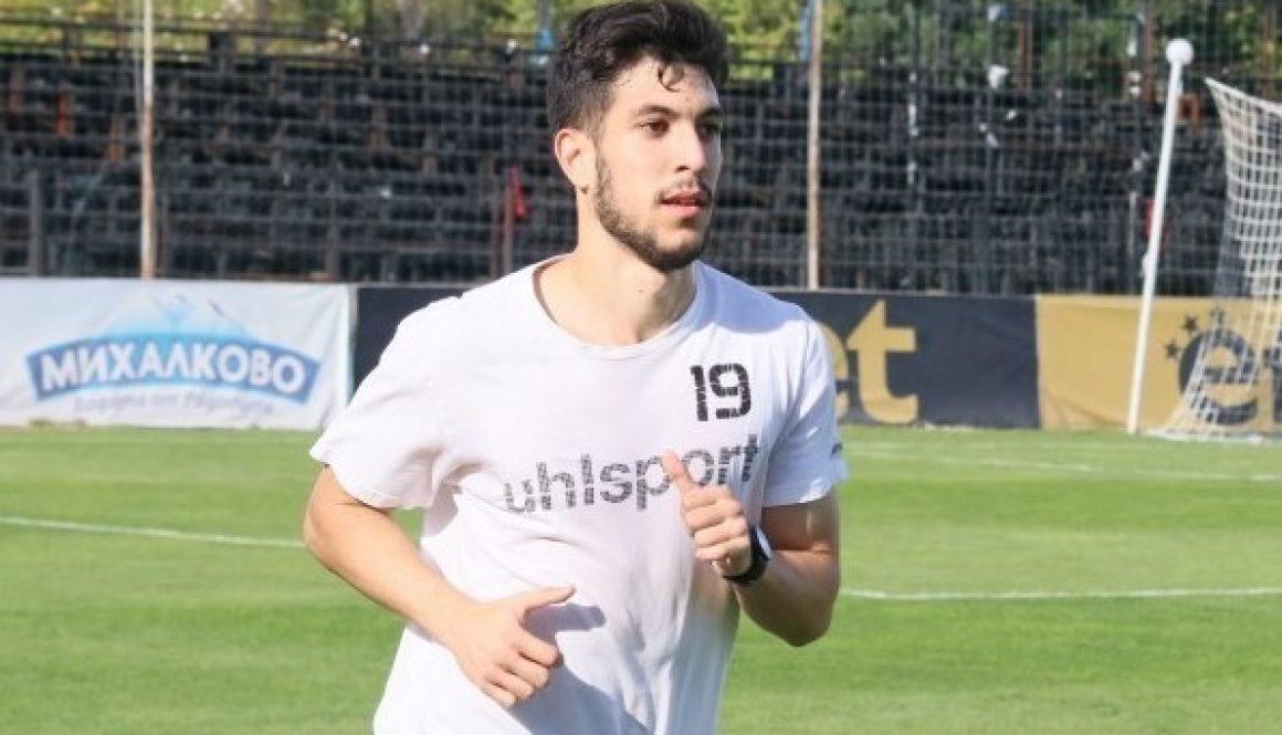 Още двама чуждестранни играчи напускат Локомотив (Пловдив) bet365
