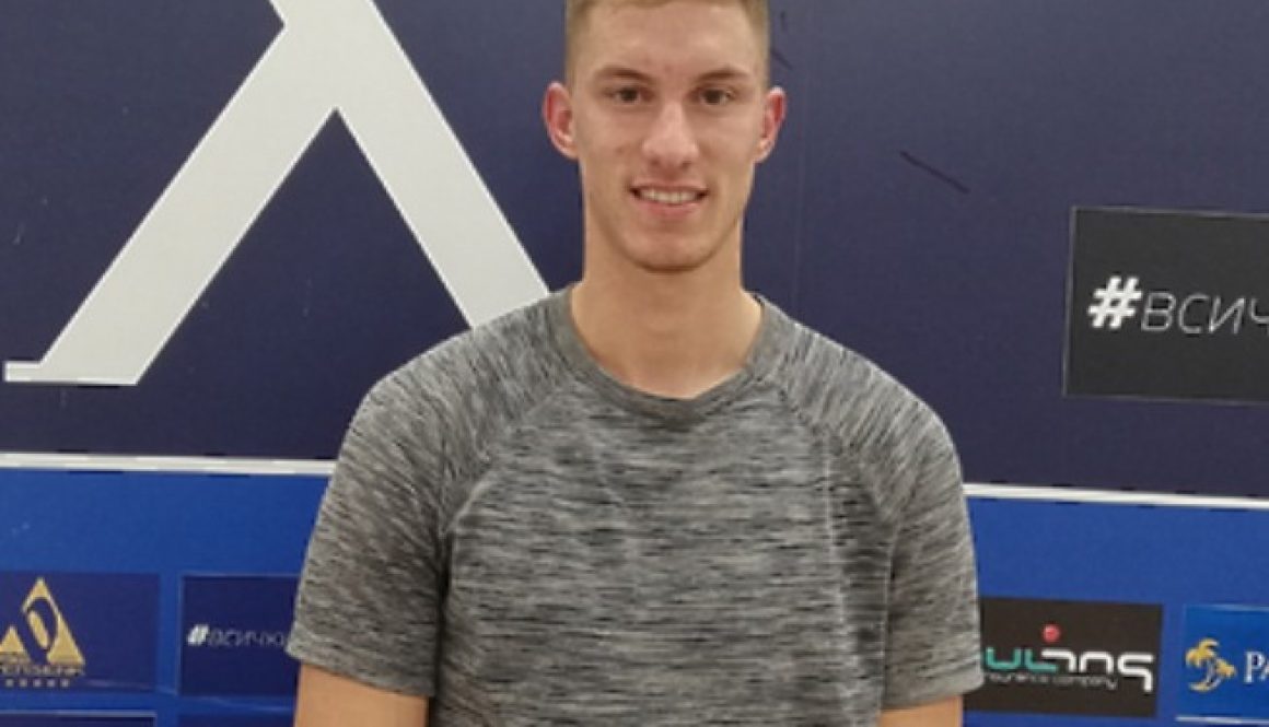 Андриан Краев ще носи фланелката на Левски и през следващия сезон bet365