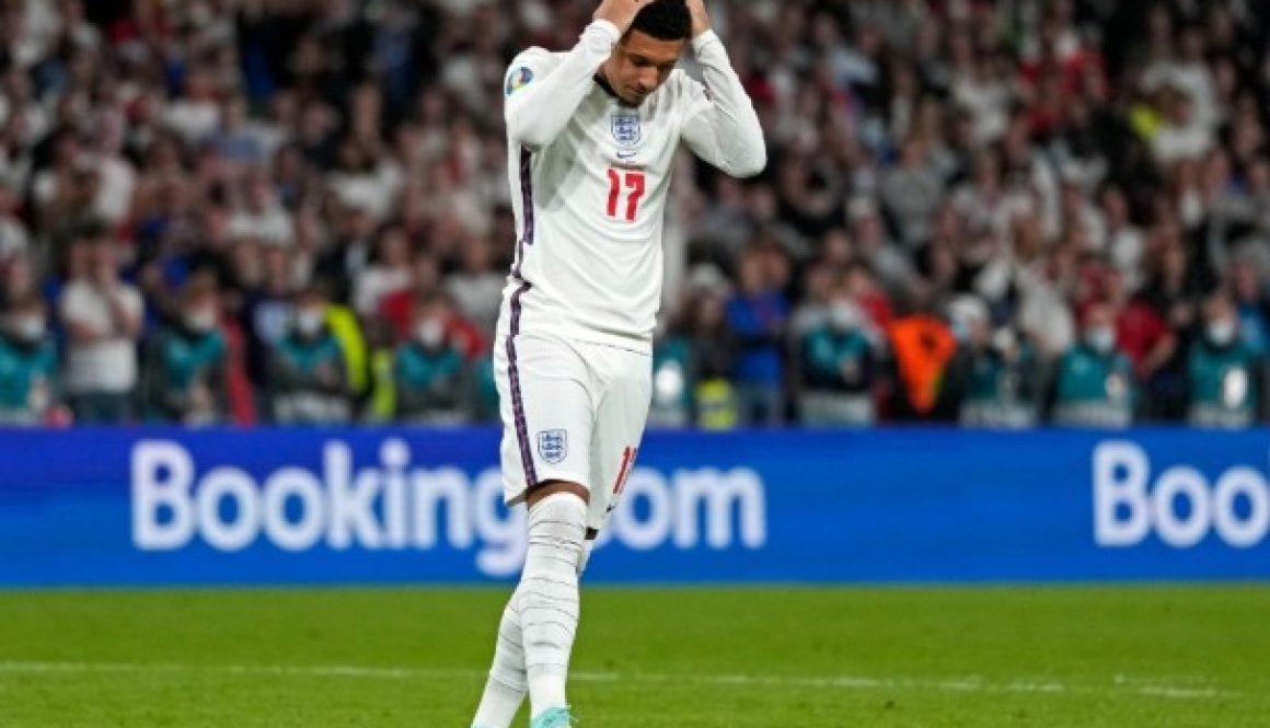 Джейдън Санчо се извини за пропусната дузпа на финала на Евро 2020 bet365