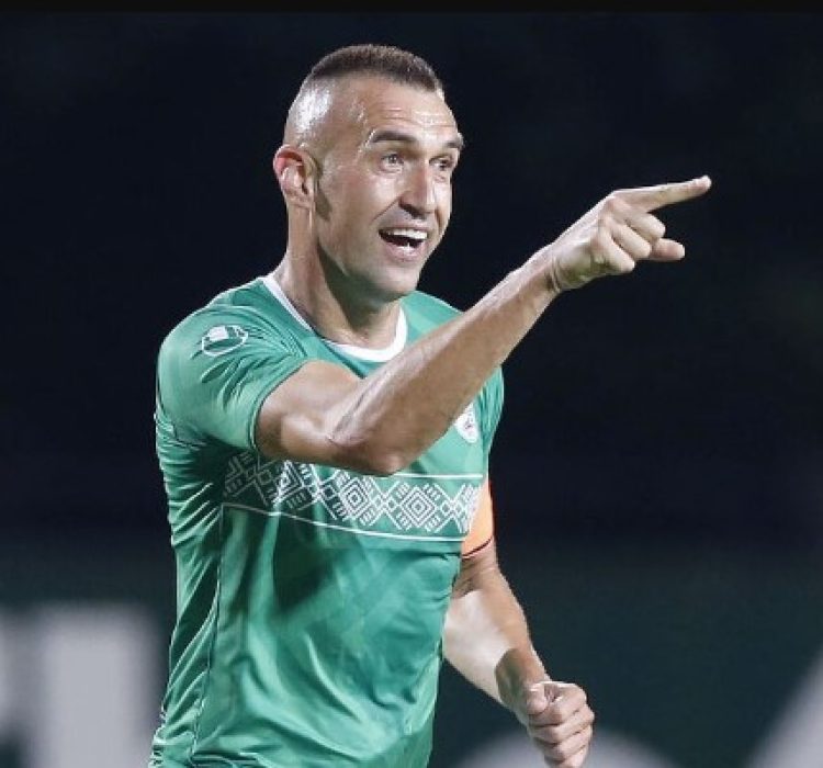 Мартин Камбуров bet365 Мартин Камбуров ще се завърне сред титулярите за Берое bet365
