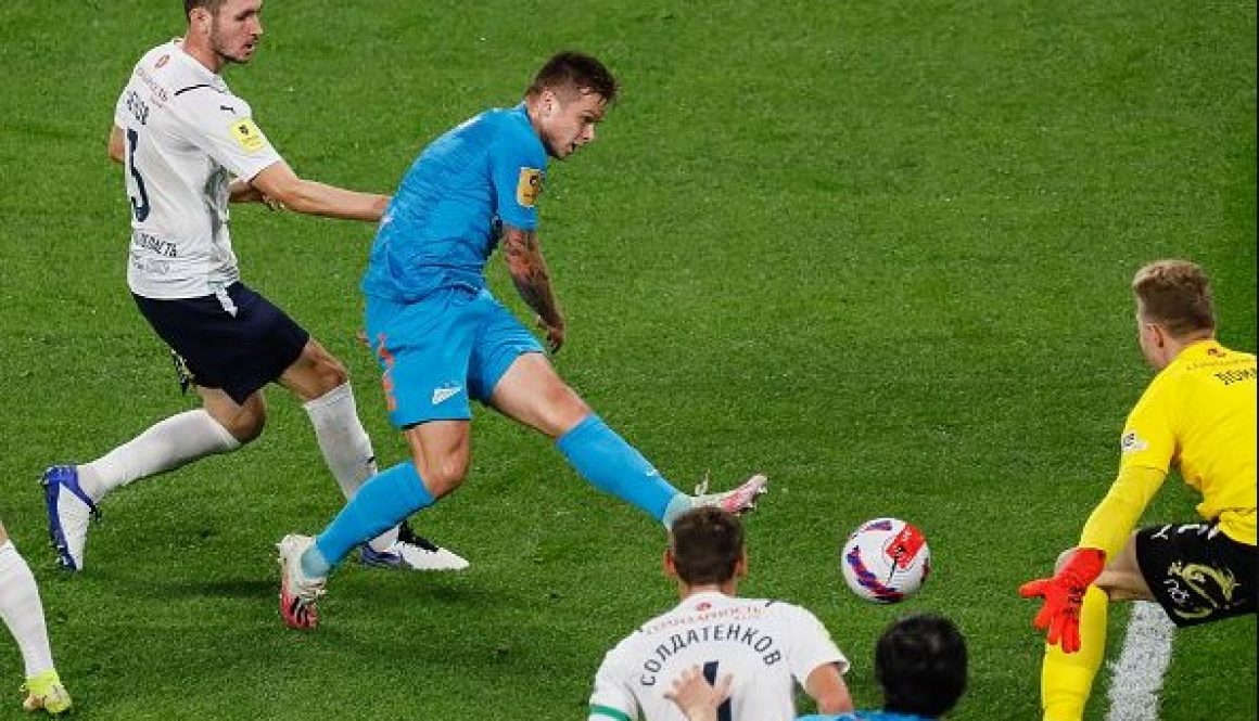 Зенит победи с 2:1 Криля Советов bet365
