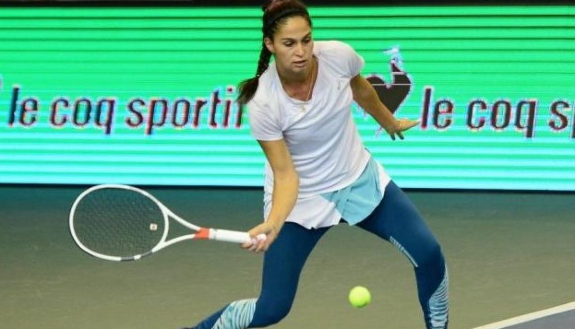 Изабелла Шиникова отпадна на полуфиналите на двойки в Сеул bet365