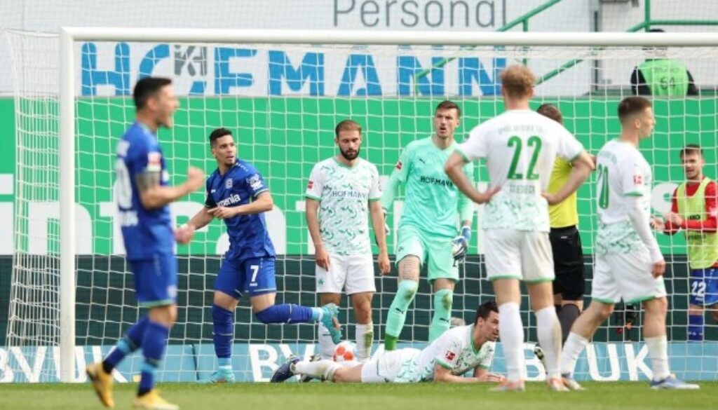 Байер (Леверкузен) победи с 4:1 Гройтер Фюрт bet365