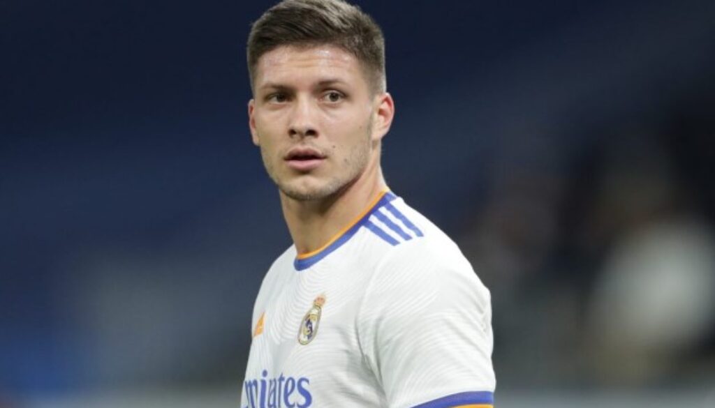 Фиорентина и Реал Мадрид продължават преговорите за Лука Йович bet365