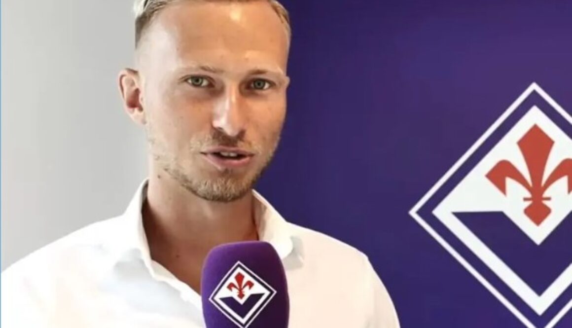 Фиорентина официално обяви привличането на халфа на Верона Антонин Барак bet365