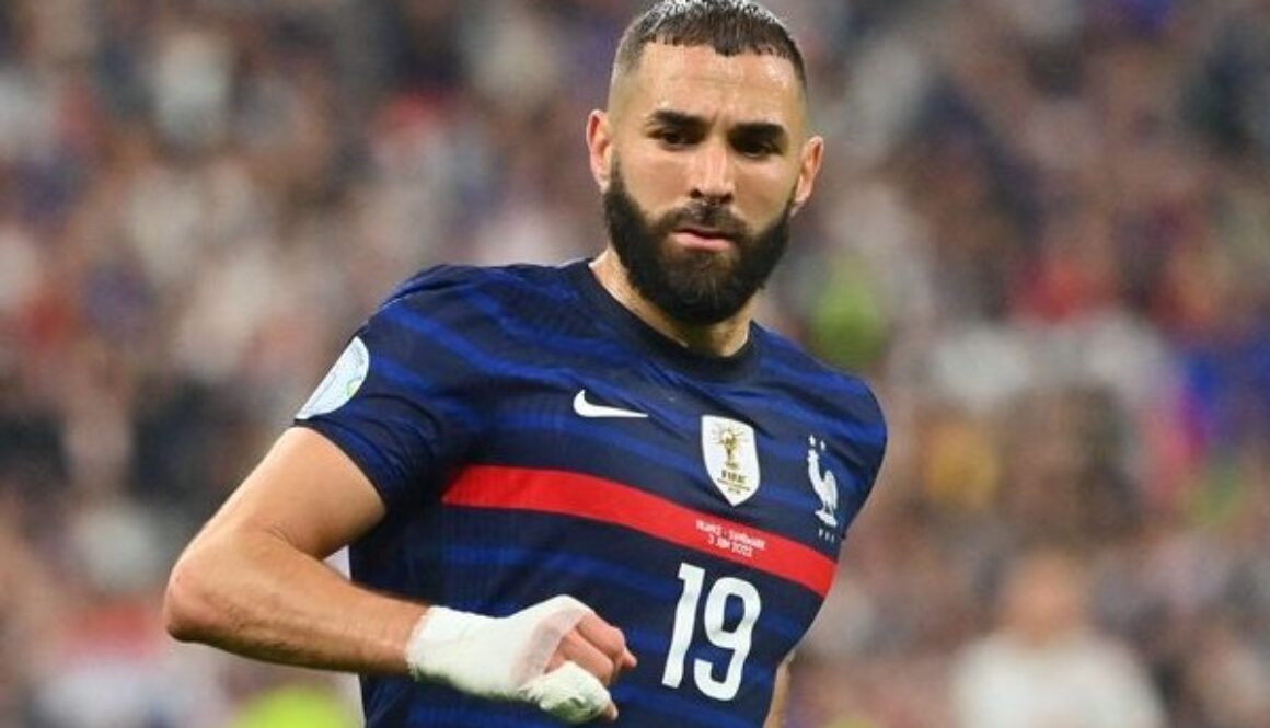 Карим Бензема е отказал поканата на френския президент Еманюел Макрон bet365