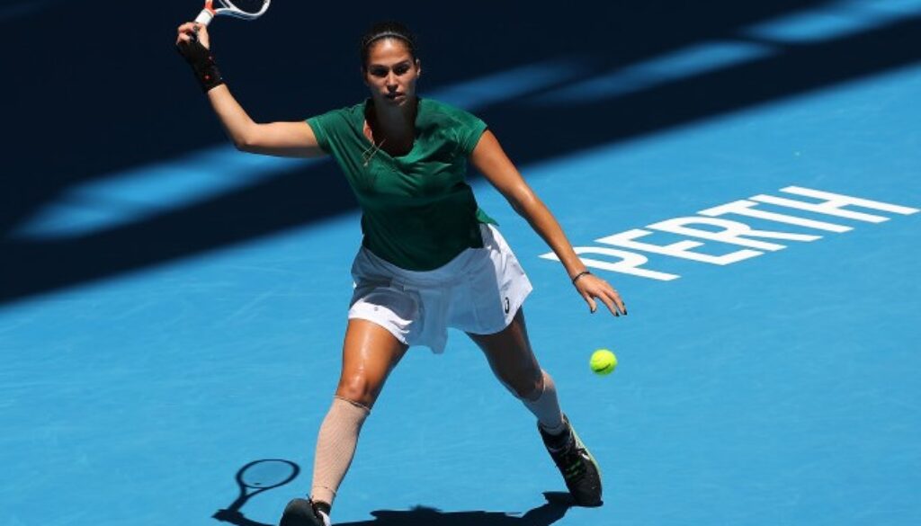 Изабелла Шиникова bet365