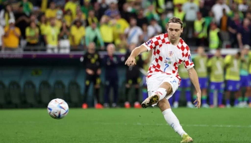 Ловро Маер bet365