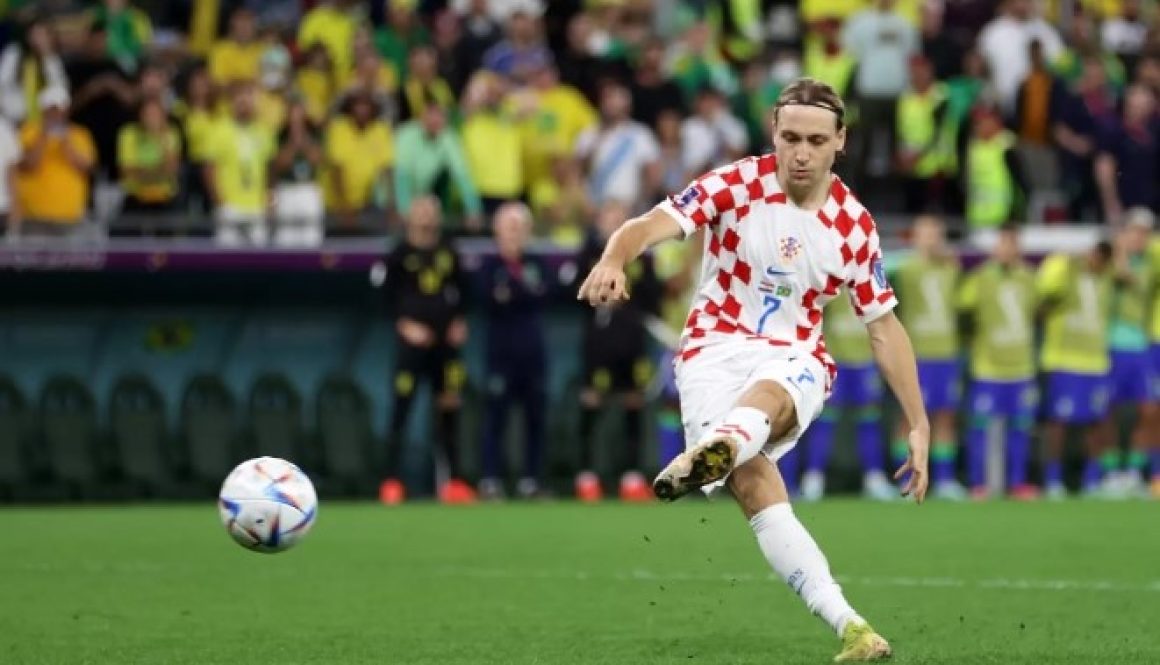 Ловро Маер bet365
