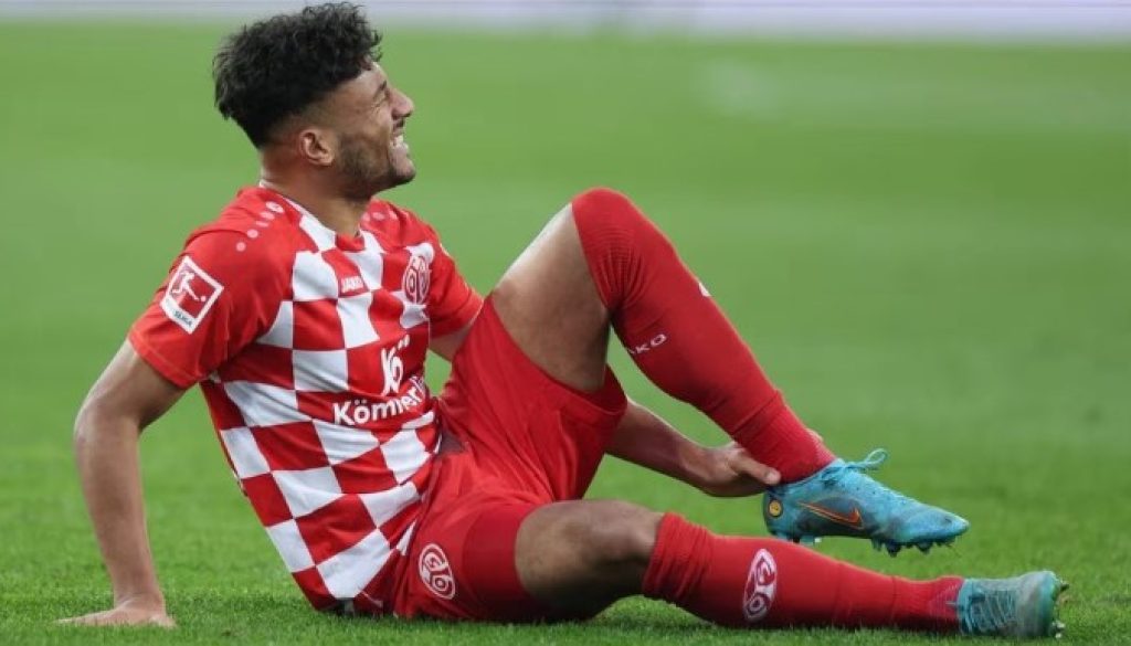 Карим Онисиво bet365