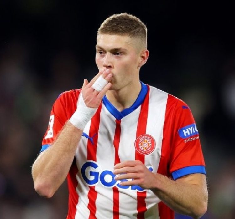 Артьом Довбик bet365 Артьом Довбик bet365